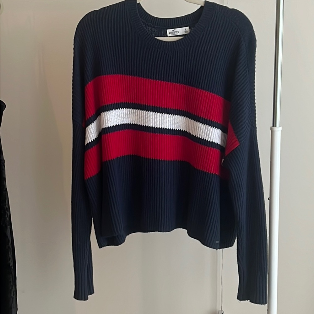Hollister Knit Long Sleeve Sweater